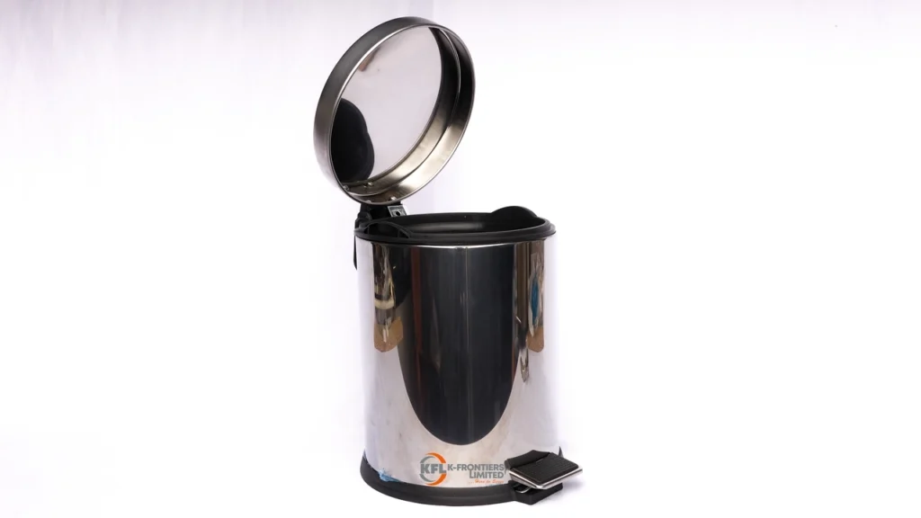 5lt dustbin with pedal chrome0424