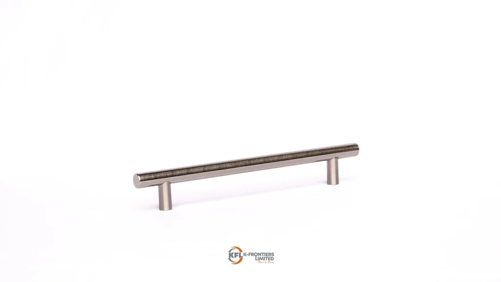 710 160 in cabinet handle0094