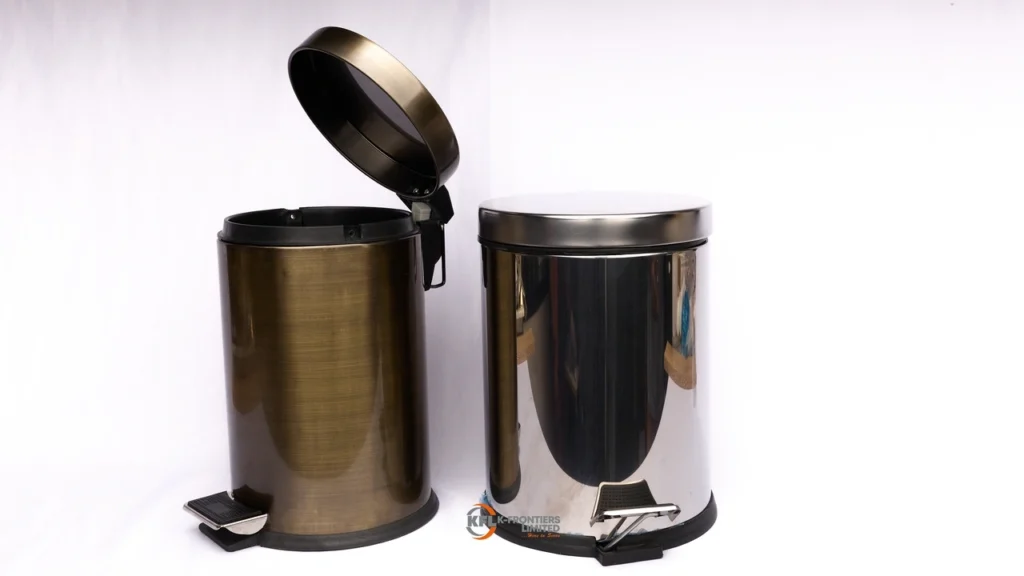 dustbins with pedal0417