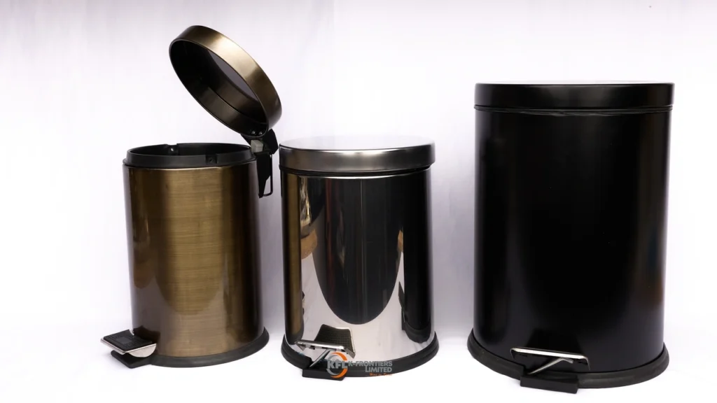 dustbins with pedal0419